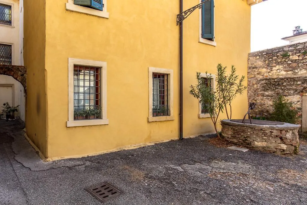 Corticella Vetri Apartment Verona 0*,